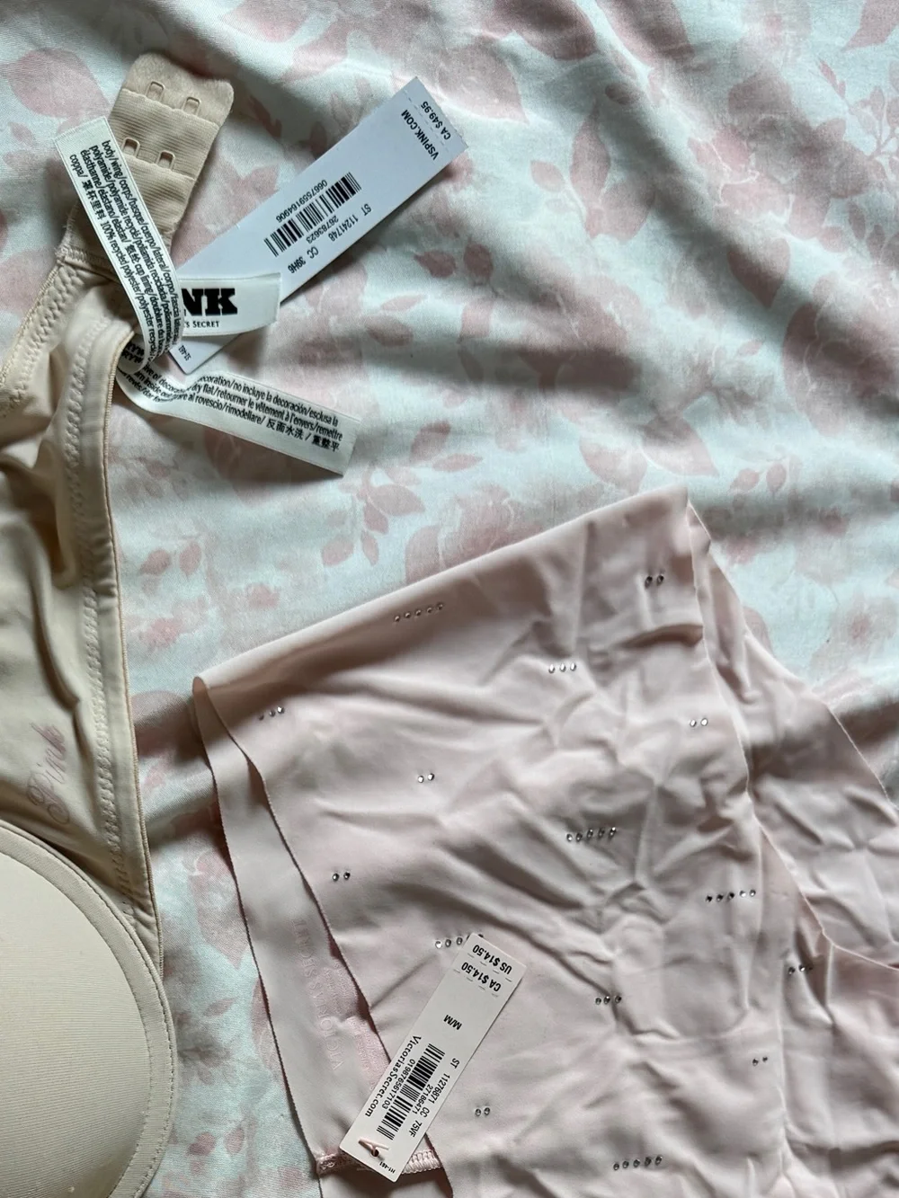 PINK Victoria's Secret Pale Pink T-Shirt Bra and Light Blush Seamless Briefs